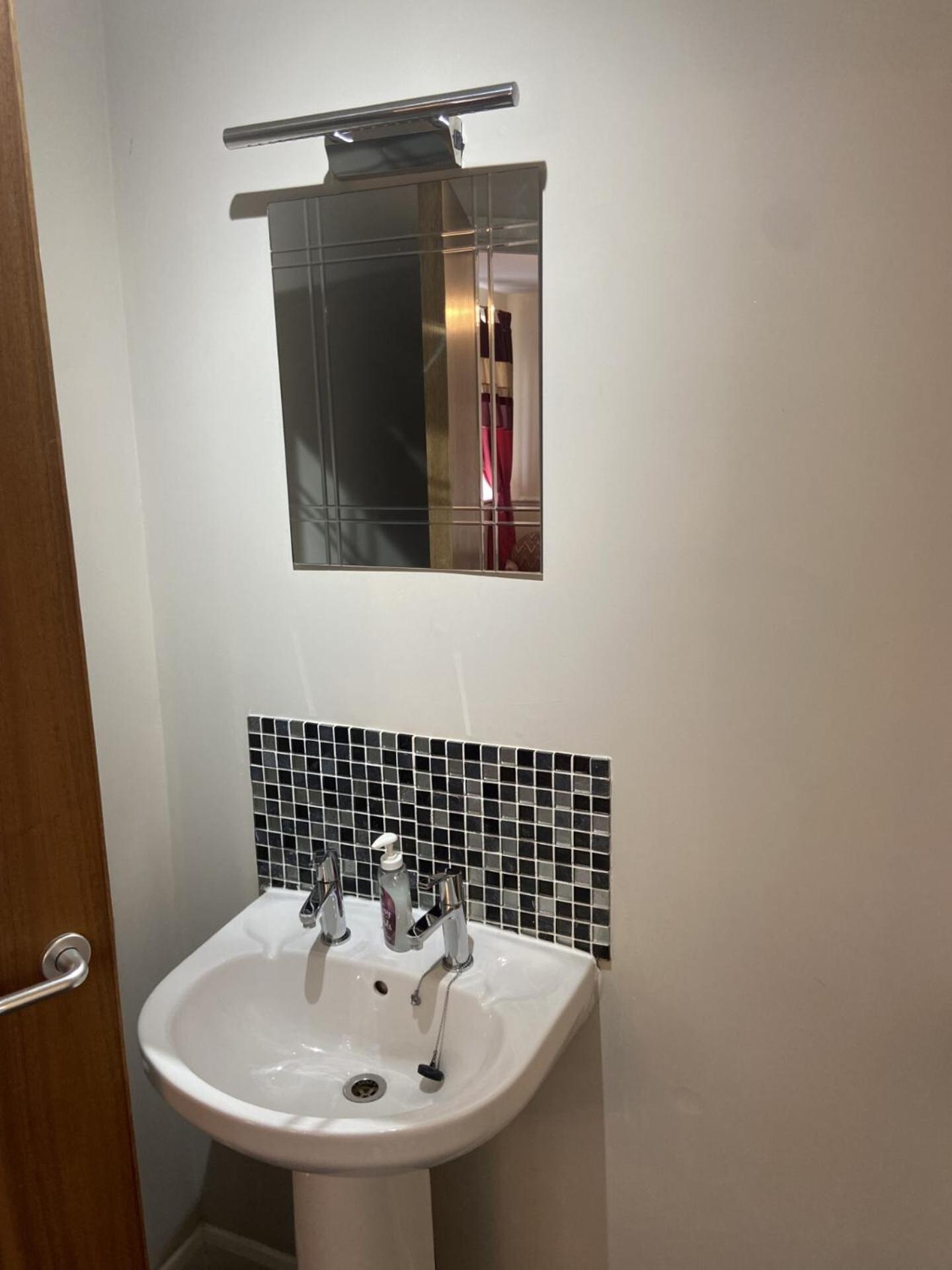 The Jolly Drayman Pub And Hotel Gravesend Room photo