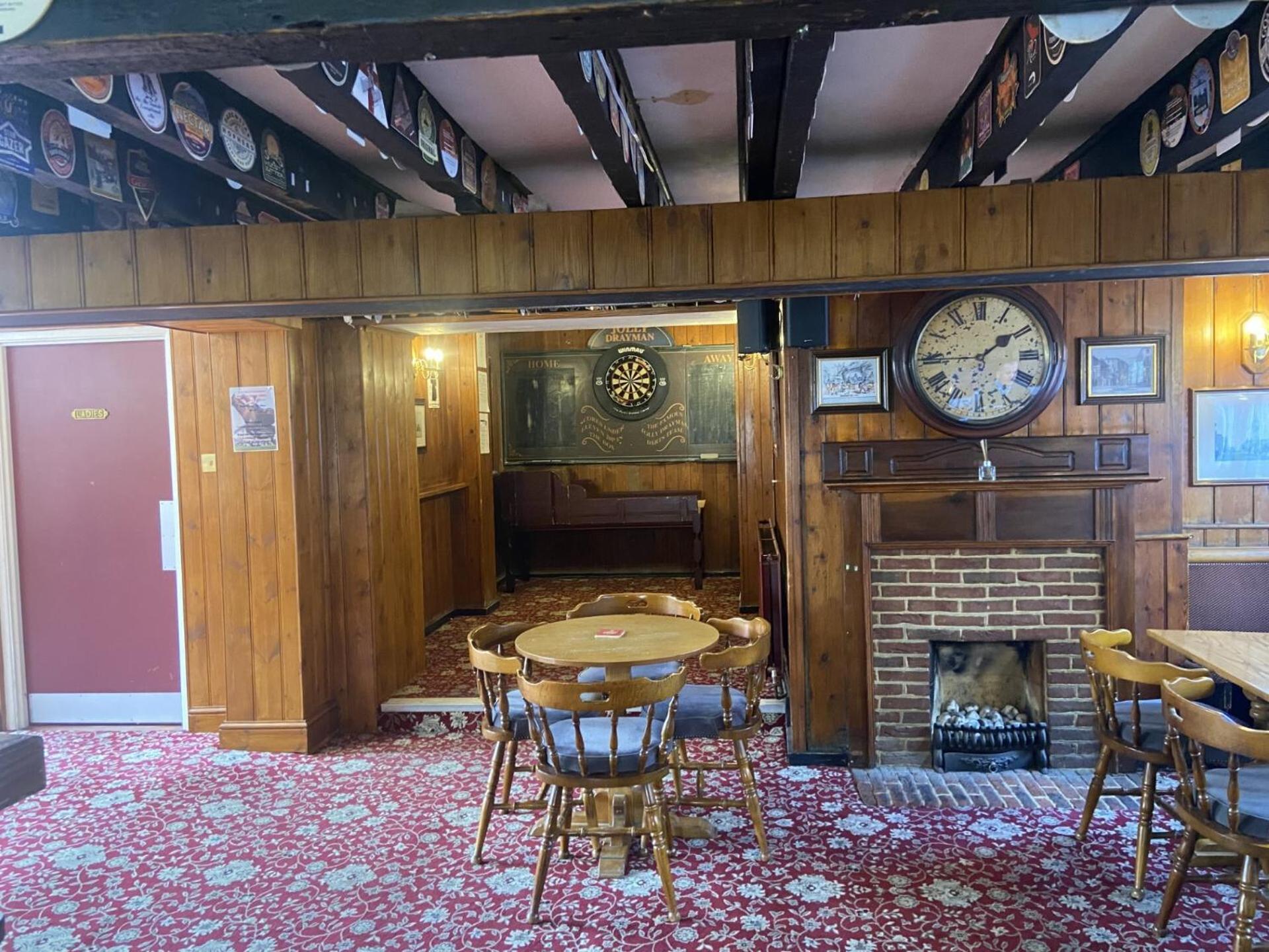 The Jolly Drayman Pub And Hotel Gravesend Exterior photo