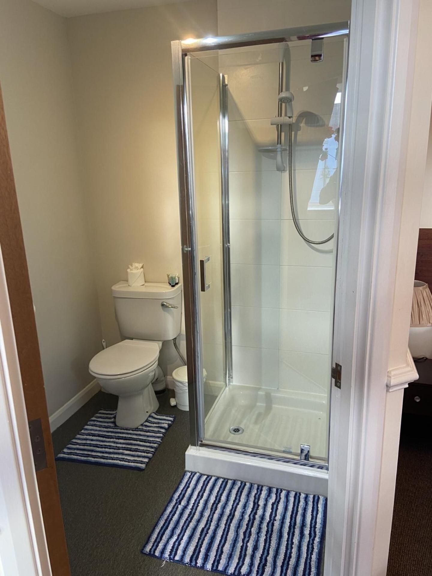 The Jolly Drayman Pub And Hotel Gravesend Room photo